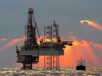 Нафтова платформа